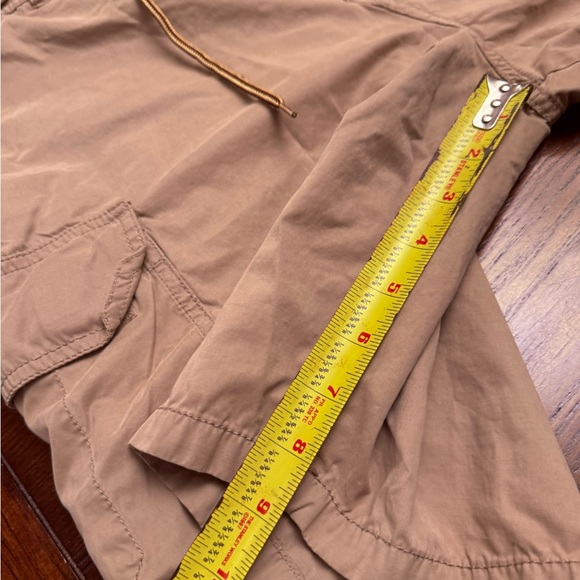 Billabong Men's Beige Cargo Shorts - Picture 7 of 7